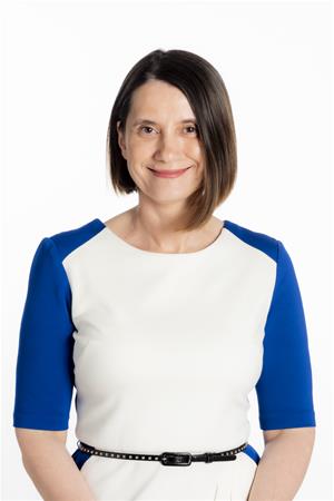 Dr Elena Ryniker
