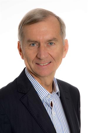 Assoc Prof Alan Fraser